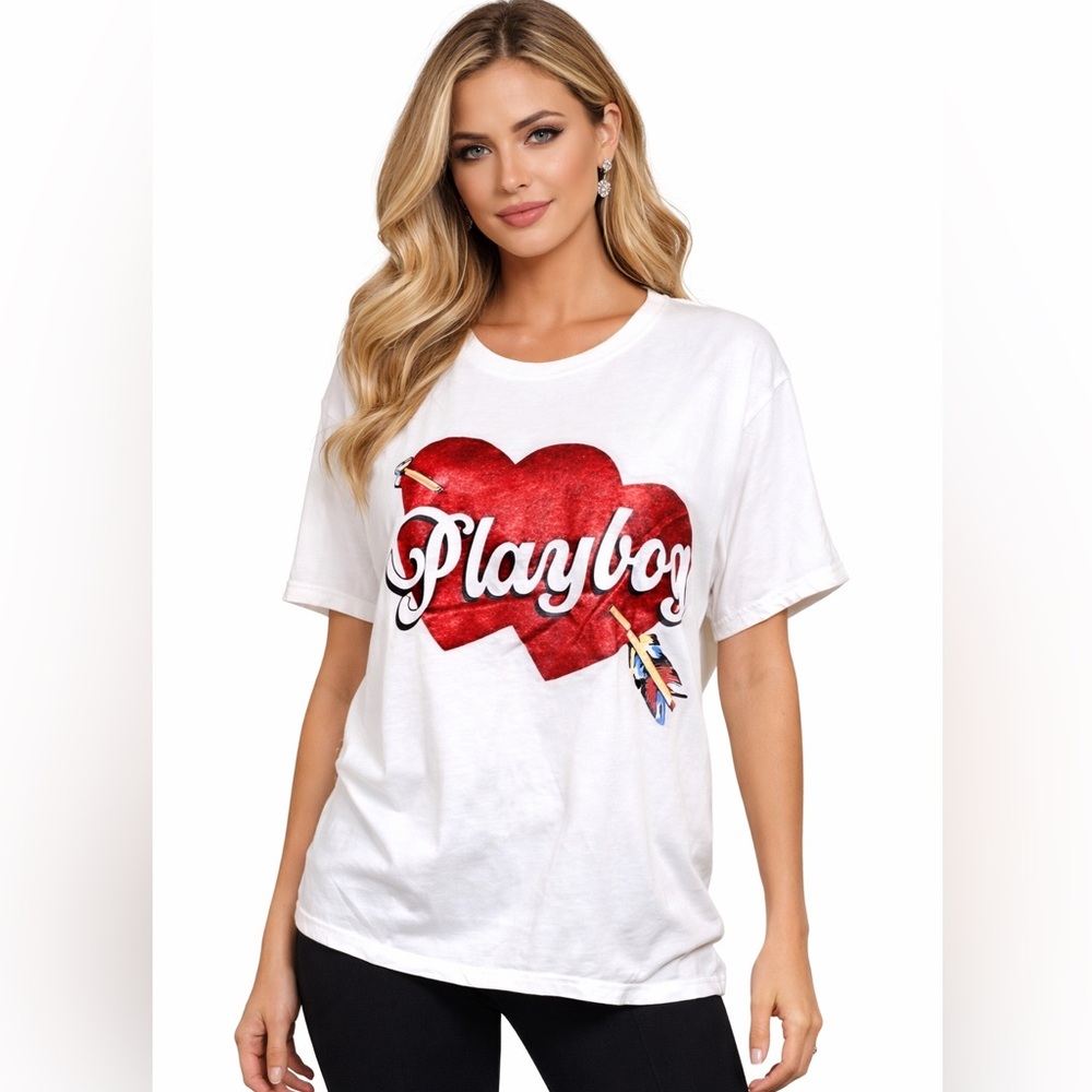PLAYBOY Woman’s Hearts and Arrows T-shirt Size M